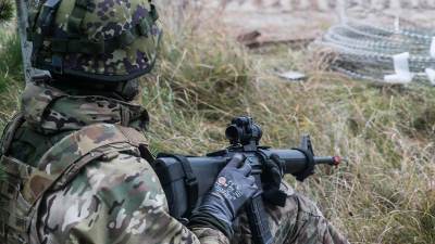  Austrija najavila referendum o produženju vojnog roka 