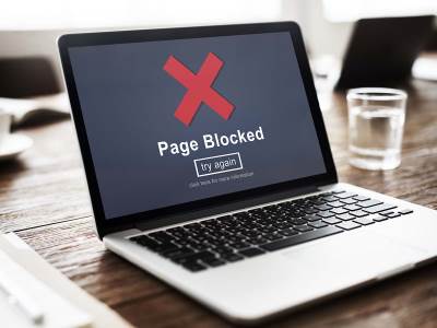  Sajtovi masovno blokiraju AI botove 