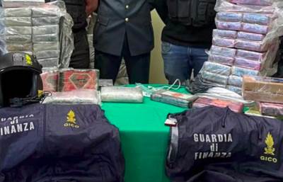  Državljanin BiH pokušao prokrijumčariti 138 kg kokaina 