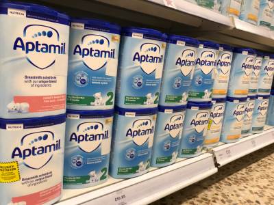   Hrvatska sa tržišta povukla hranu za bebe "Aptamil AR1" 