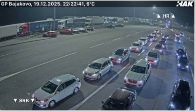  Bajakovo, gužva na graničnom prelazu 