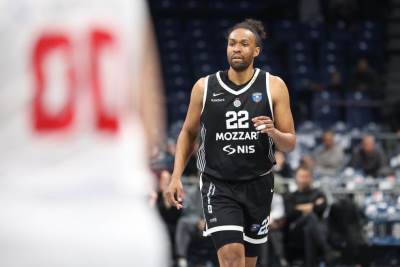  Huventud hoće da dovede Džabarija Parkera  