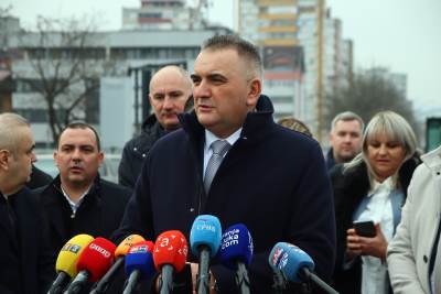  Počeli radovi na kružnom toku kod Audi centra u Banjaluci 