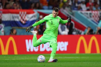  dominik livakovic za dzabe igra u dinamo zagrebu 