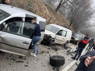  Zbog saobraćajke zatvoren saobraćaj preko Romanije 