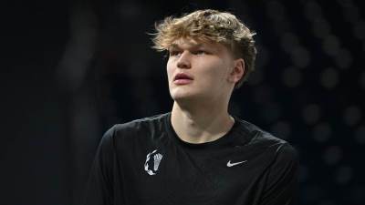  Šest koledža želi Miku Murinena  