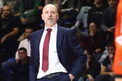  Dobrić i Moneke igraju protiv Efesa 