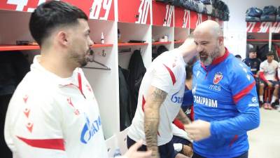  Dejan Stanković obratio se igračima Crvene zvezde 
