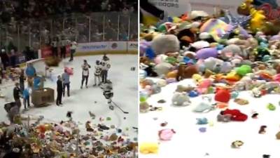  Na hokejaški teren bačeno 80 hiljada igračaka 