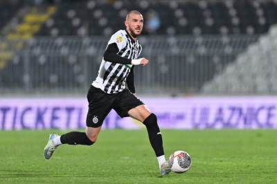  Partizan prodaje Nihada Mujakića u Tursku 