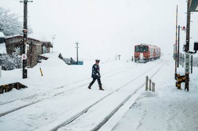  U Japanu poginulo 14 ljudi zbog snijega 