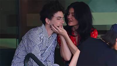  Kajli Džener svađa na dodjeli Zlatnih globusa 