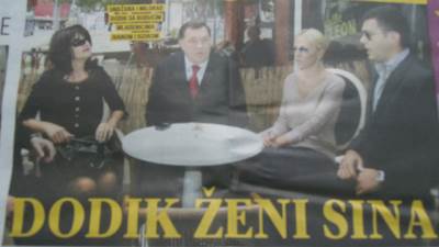  Predsjednik RS ženi sina 