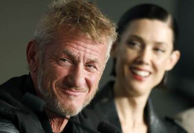  Mlađa djevojka Šona Pena  