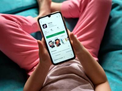  TikTok uvodi novu tehnologiju za provjeru starosti u EU 