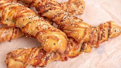  Lisnati štapići sa bijelim lukom i origanom 