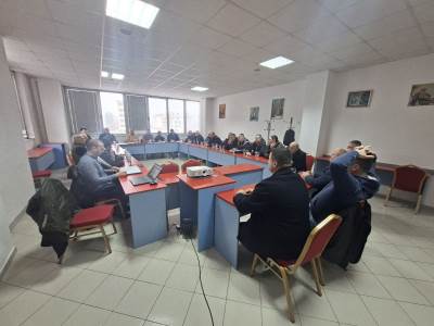  Mljekari uputili ultimatuim Vladi RS 