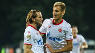  Vladimir Lučić igra za Crvenu zvezdu protiv Malmea  
