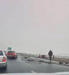  Lančani udesi paralisali auto-put ka Novom Sadu 