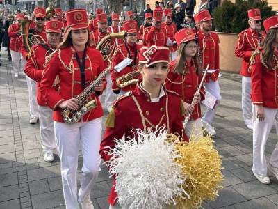  karavan praznik mimoze u banjaluci 