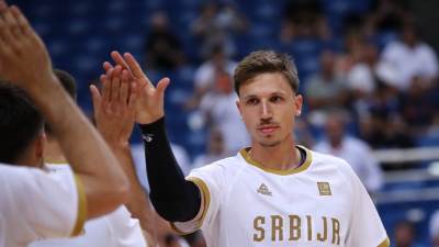  Ko je Aleksa Radanov 