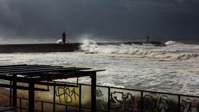 Oluja Kristin opustošila Pirinejsko poluostrvo: Najmanje pet poginulih u Portugalu 
