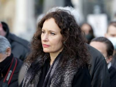  Ivana Žigon sa sinom 