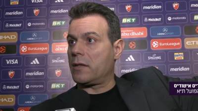  Dimitris Itudis ljut poslije utakmice Crvena zvezda Hapoel  