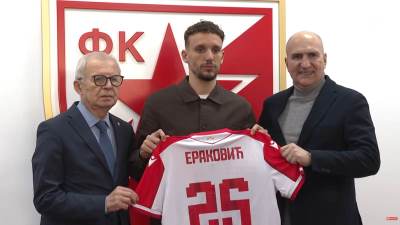  Strahinja Eraković predstavljen u Crvenoj zvezdi 