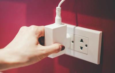  Koje uređaje treba isključivati iz struje prije spavanja?  