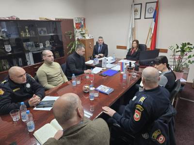  Sud­ska policija RS i sindikati razgovarali o poboljšanju statusa policijskih službenika 