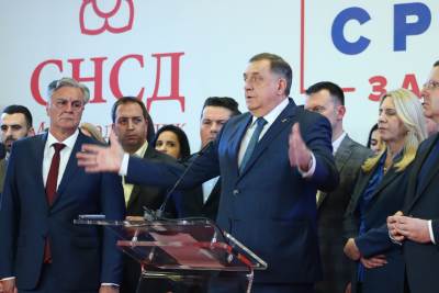  milorad dodik siniša karan 