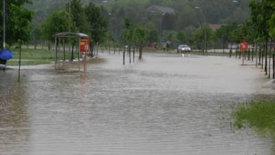  Sava u Bijeljini devet metara, stiže pomoć 
