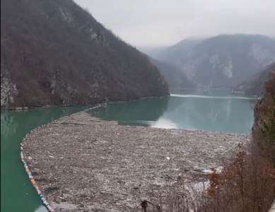  Tone smeća u drini kod višegrada 