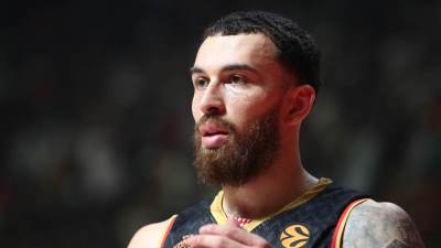  Majk Džejms rekao da nikada neće u Crvenu zvezdu 