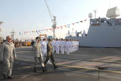  Iranska vojska počela vojne vježbe u Ormuskom moreuzu. 