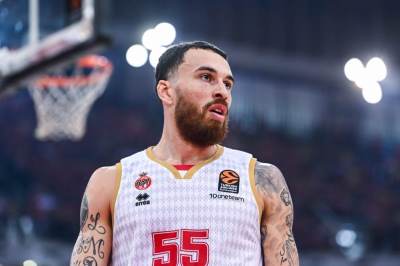  Majk Džejms jedini igrač Monaka koji nije primio platu 