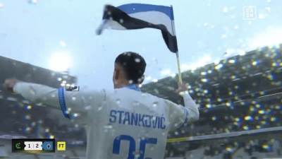  Aleksandar Stanković sa zastavom Briža oduševio navijače  