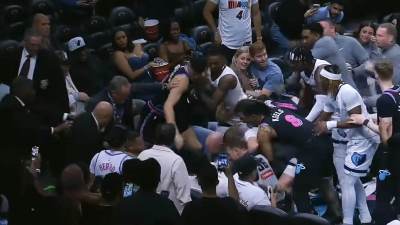  Tuča na utakmici Majamija i Memfisa 