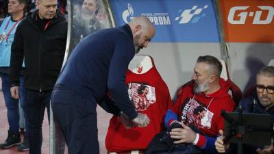  Dejan Stanković u majici sa likom Siniše Mihajlovića na vječitom derbiju 
