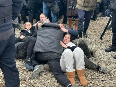  Mještani Botuna nastavljaju protest 