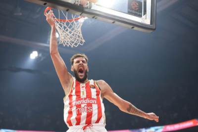  Crvena zvezda potvrdila odlazak Uroša Plavšića 