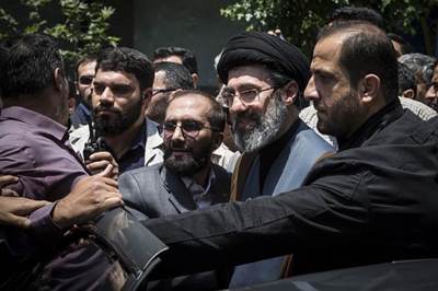  Ko je Modžtaba Hamnei 