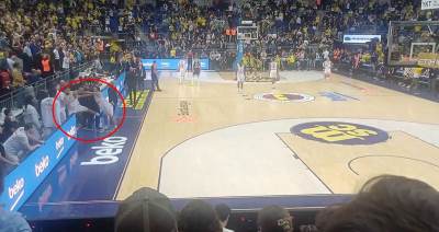  Majk Džejms napao saigrača 