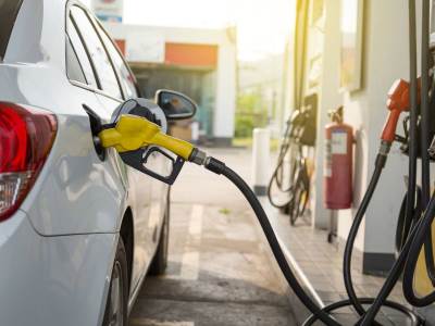  Carinici na granicama u Njemačkoj kontrolišu vozače koji toče jeftinije gorivo 