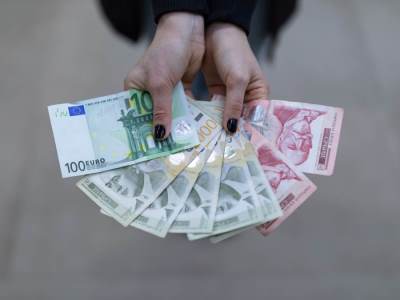  Lovci na golf loptice zarađuju 100 hiljada evra godišnje 