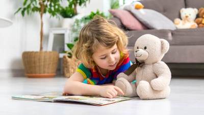  razvojne faze djeteta i zašto ne treba žuriti s čitanjem 
