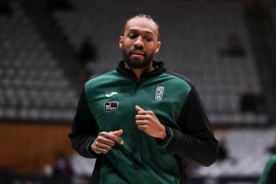  Džabari Parker je sa Huventudom pobijedio Barselonu 