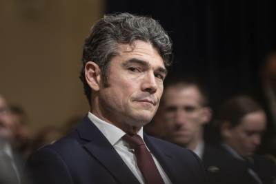  Džo Kent podnio ostavku 