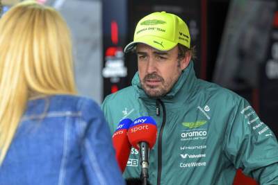  Fernando Alonso morao da prekine trku u Kini 